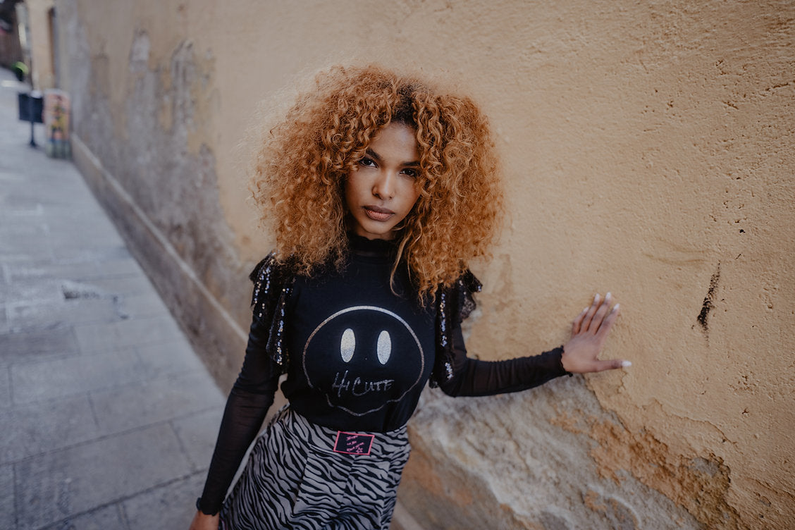 CAMISETA SMILE LENTEJUELA