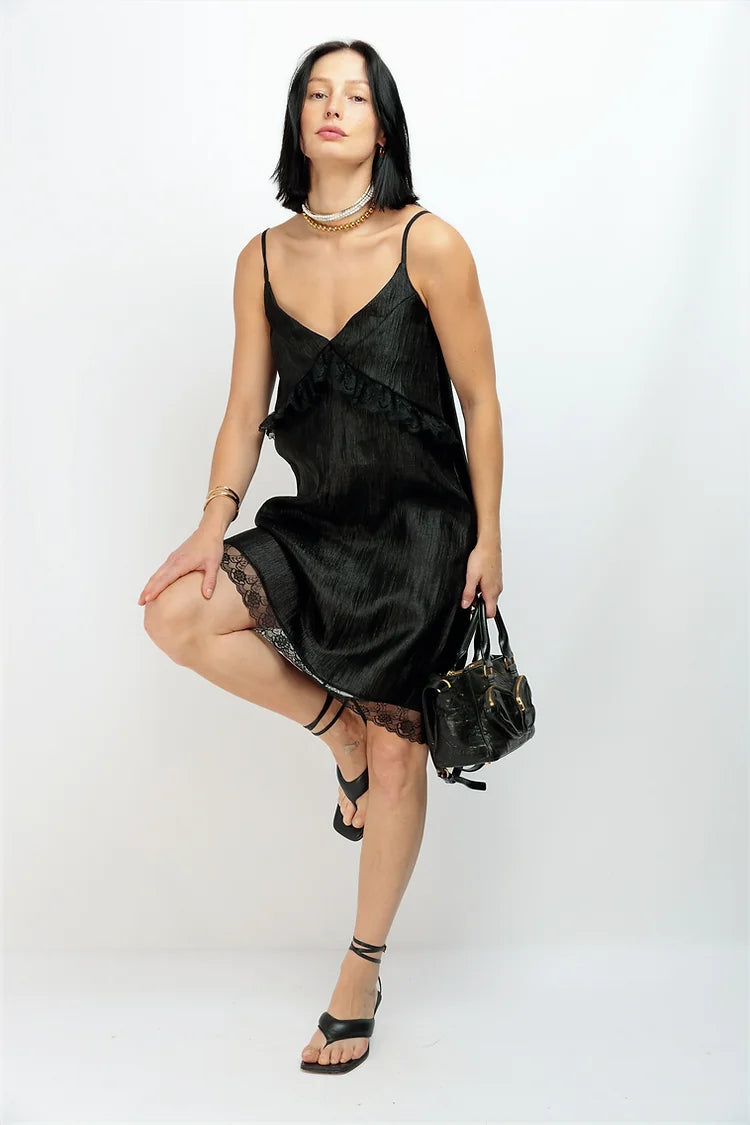 VESTIDO LENCERO CORTO