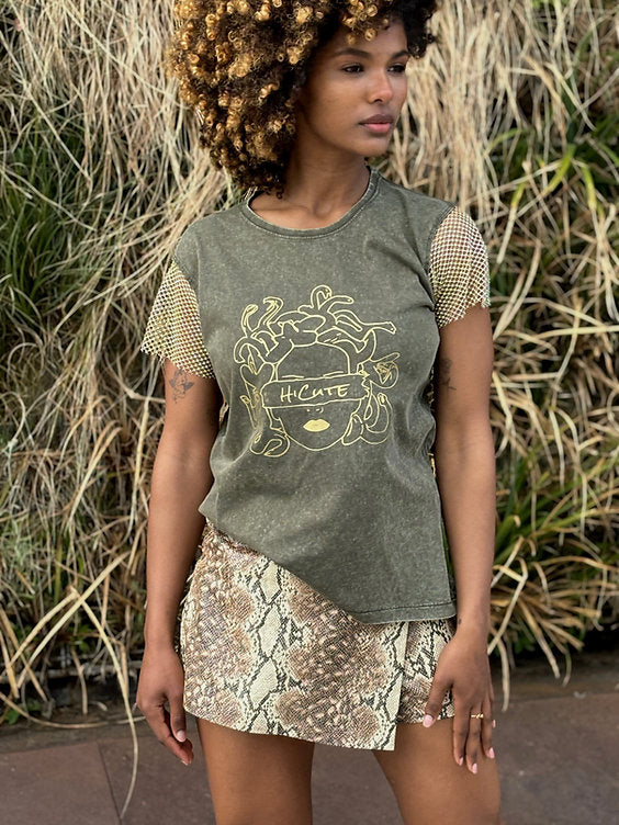 CAMISETA DOLORES