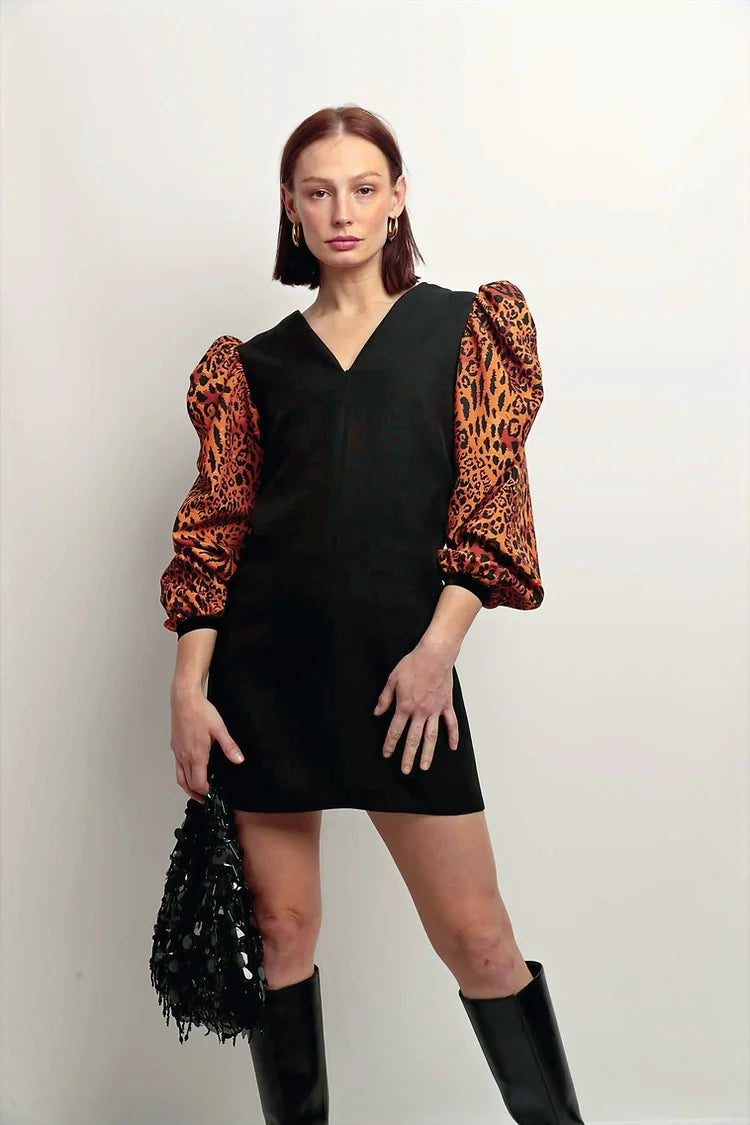 SPECIAL ANIMAL DRESS