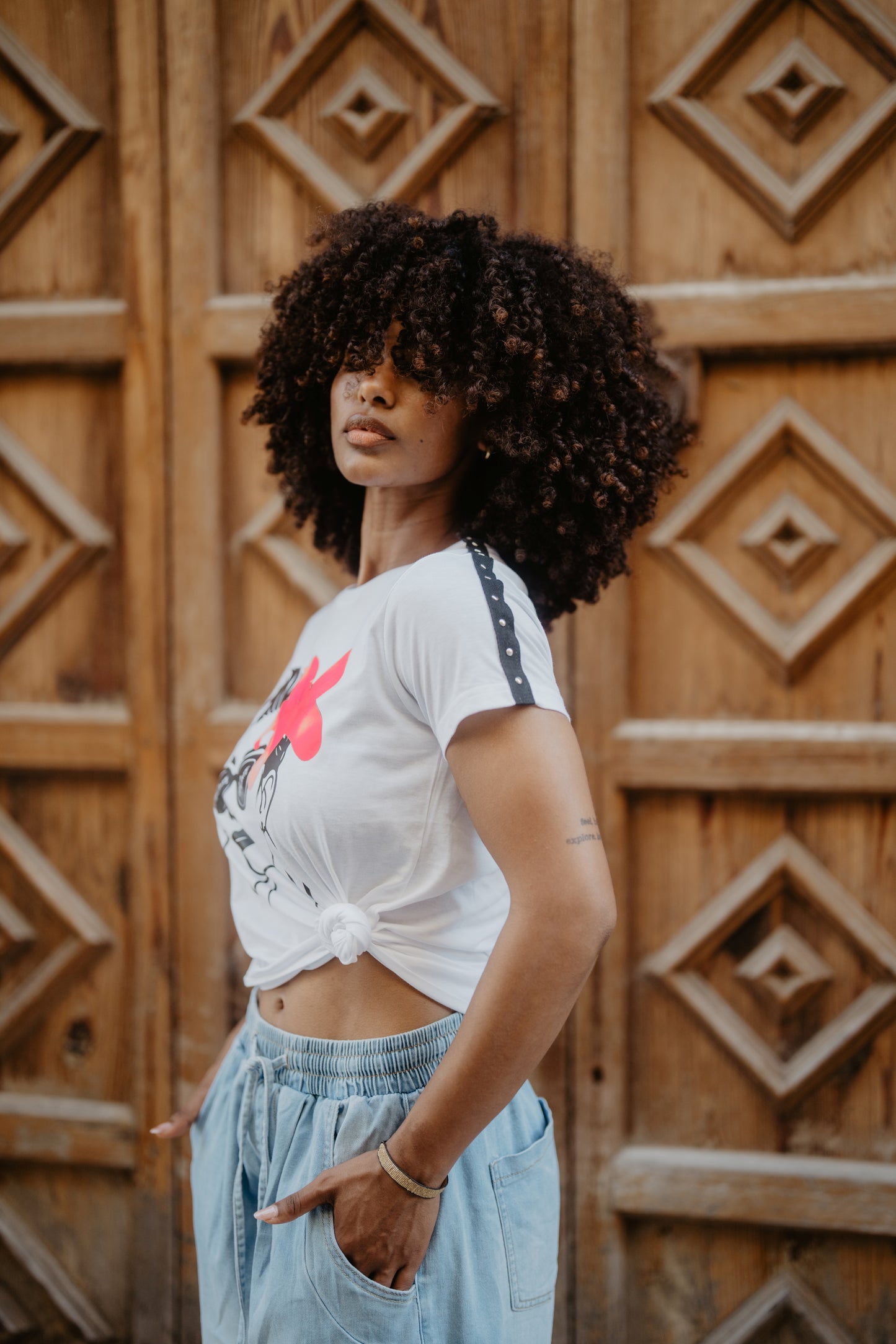 CAMISETA "LA LIRIOS"