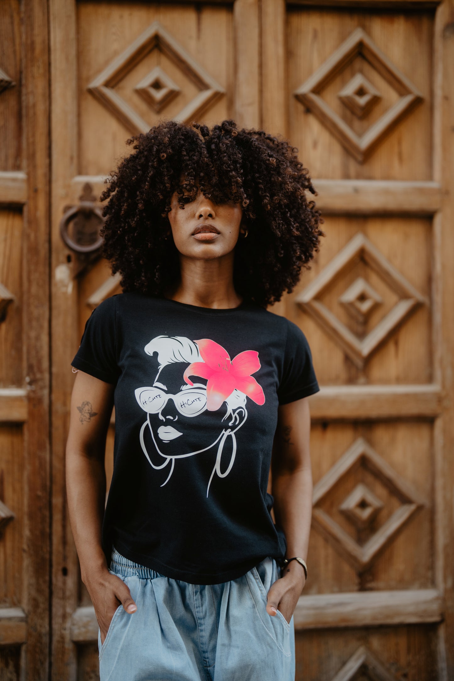 CAMISETA "LA LIRIOS"